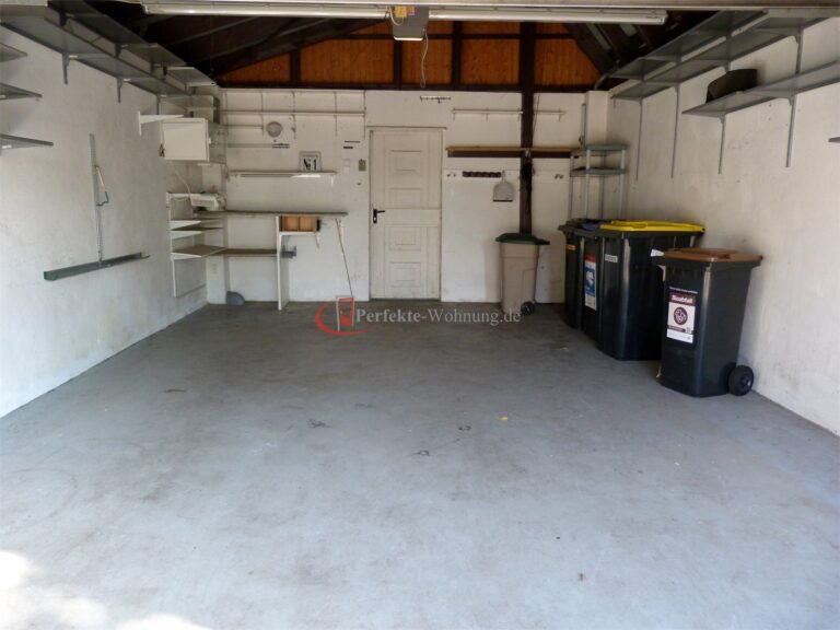 Garage (2)